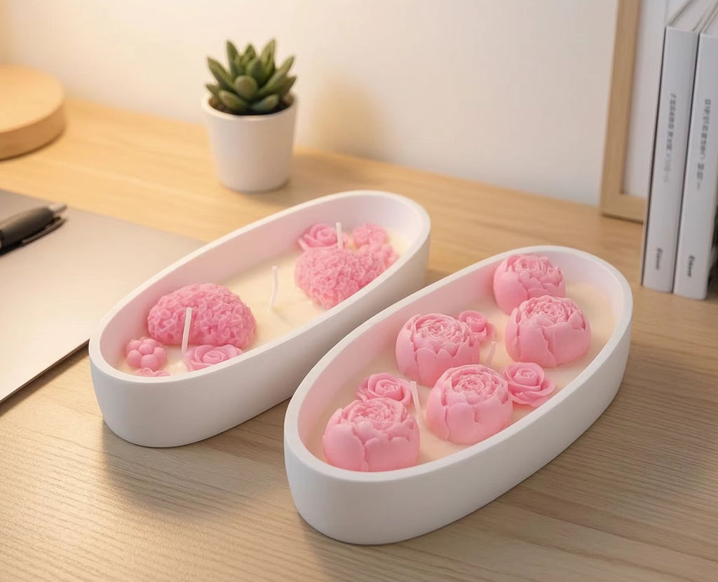 Candle Souvenir - شمعة معطرة برائحة الورد على شكل