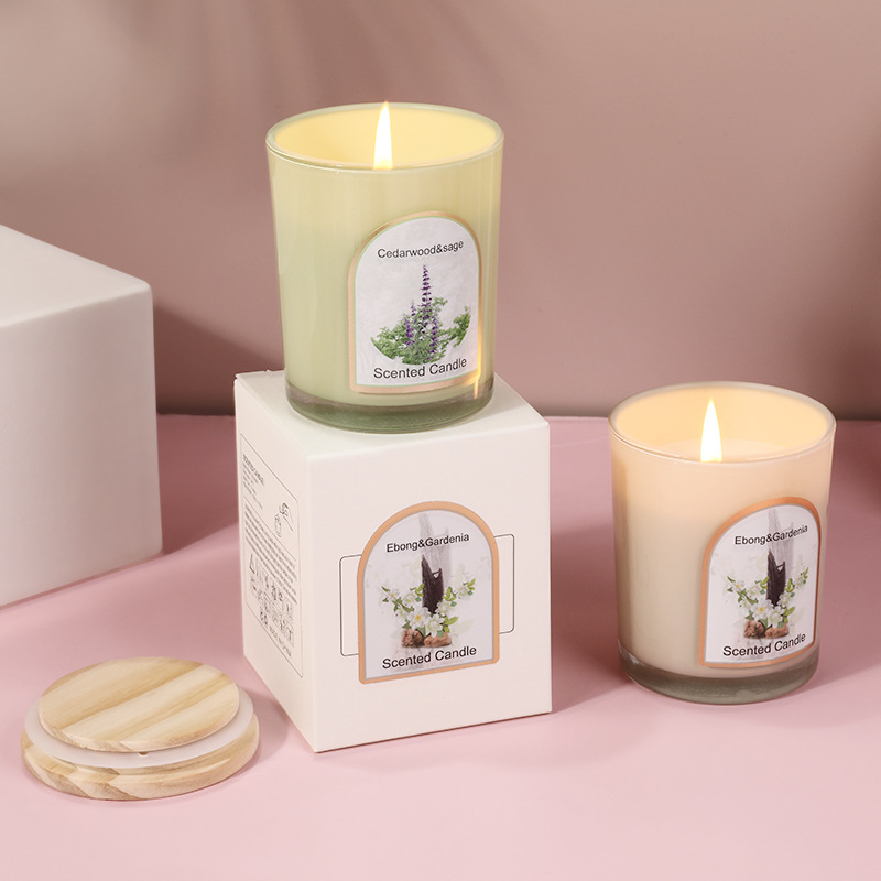 شمعة معطرة بغطاء خشبي وزجاج مل - مراجعة Candle Souvenir وسعره